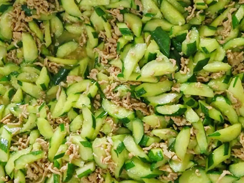 青瓜炒肉丝